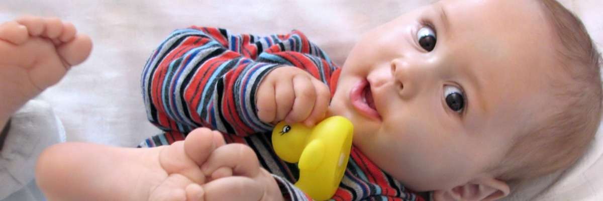 婴儿行为研究中的面部动作编码系统